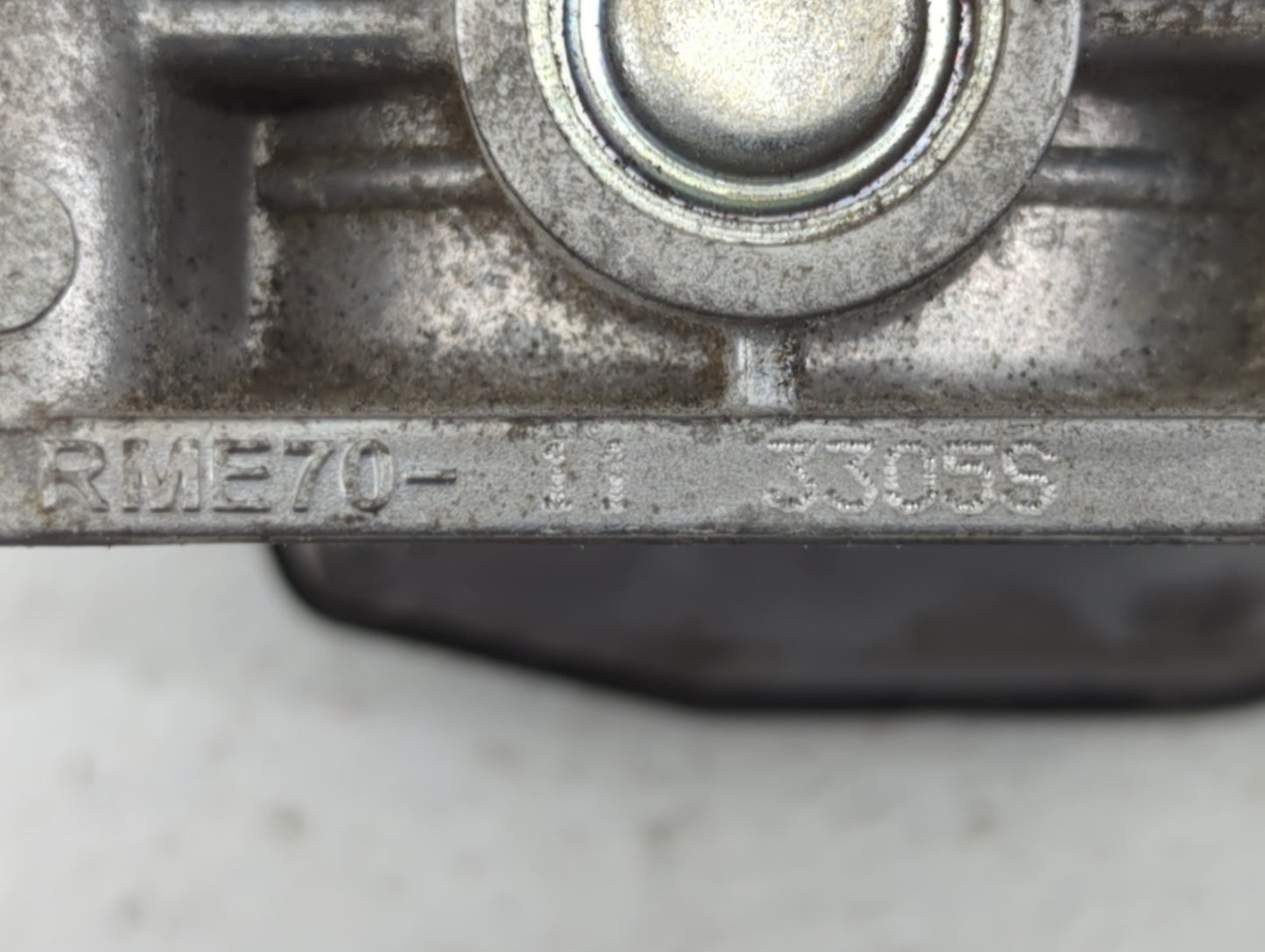 2013-2014 Nissan Pathfinder Throttle Body P/N:3305S RME70-11 Fits Fits 2007 2008 2009 2010 2011 2012 2013 2014 OEM Used Auto