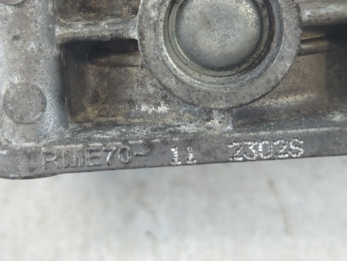 2013-2014 Nissan Pathfinder Throttle Body P/N:2Y22S RME70-11 Fits Fits 2007 2008 2009 2010 2011 2012 2013 2014 OEM Used Auto