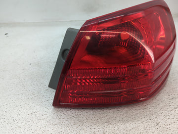 2008-2015 Nissan Rogue Tail Light Assembly Passenger Right OEM Fits Fits 2008 2009 2010 2011 2012 2013 2014 2015 OEM Used Auto Parts