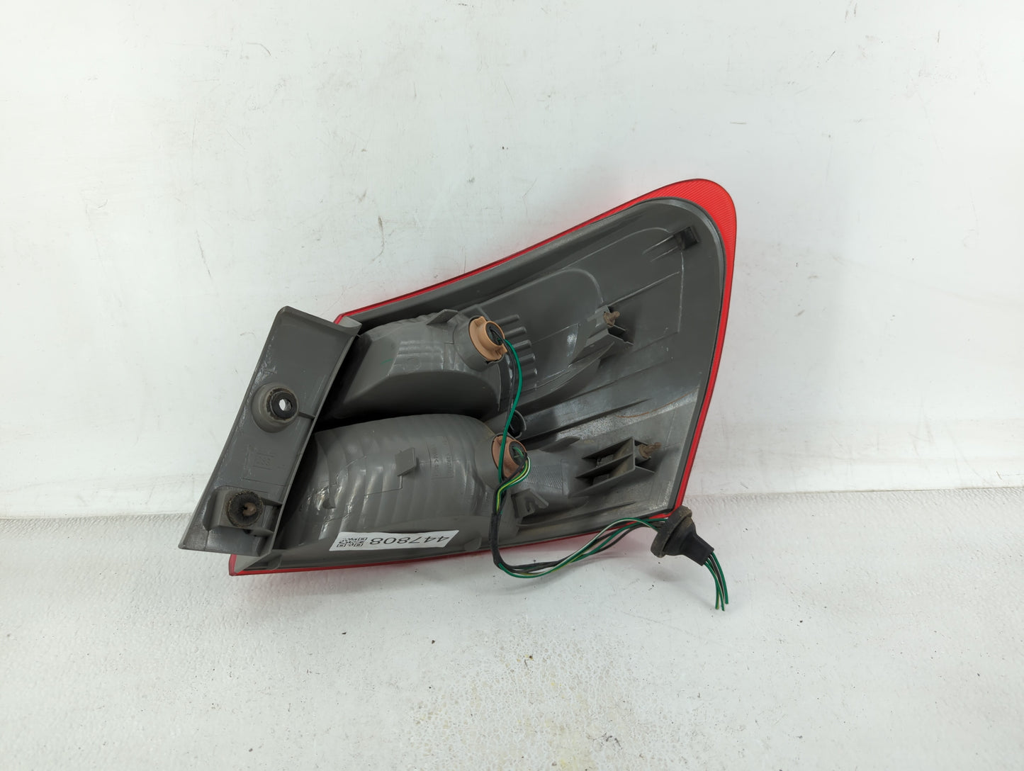 2008-2015 Nissan Rogue Tail Light Assembly Driver Left OEM P/N:DS685-B000L 2PA 946 099 Fits OEM Used Auto Parts - Oemusedaut
