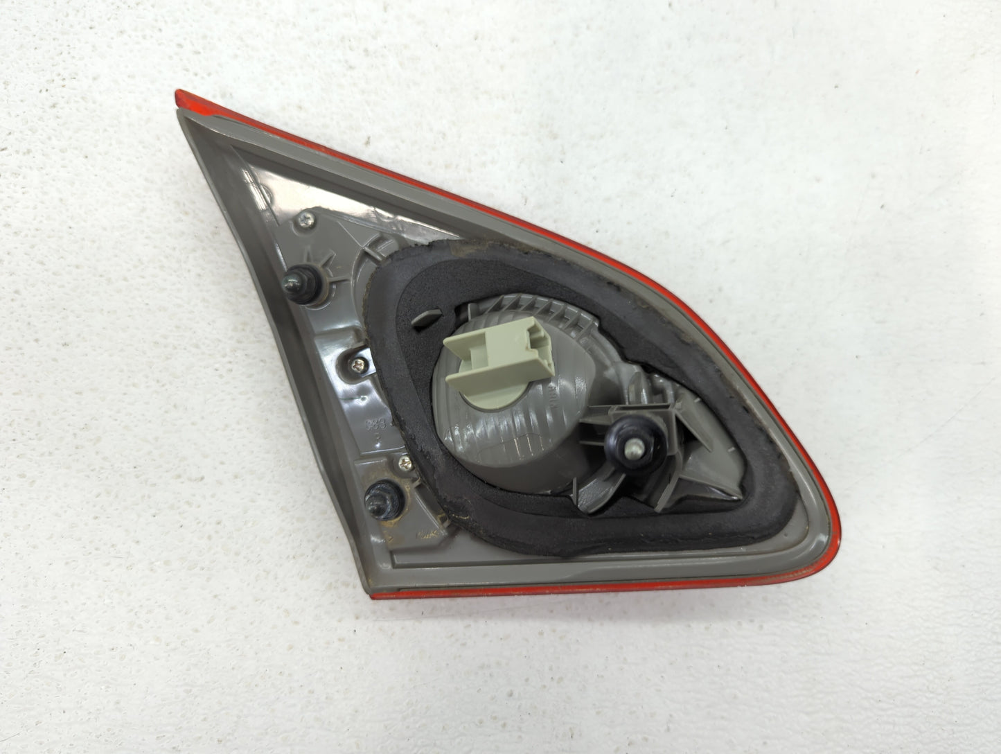 2009-2015 Nissan Rogue Tail Light Assembly Passenger Right OEM Fits Fits 2009 2010 2011 2012 2013 2014 2015 OEM Used Auto Pa