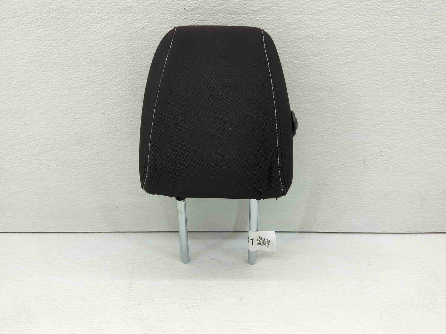 2011-2013 Nissan Rogue Headrest Head Rest Front Driver Passenger Seat - Oemusedautoparts1.com