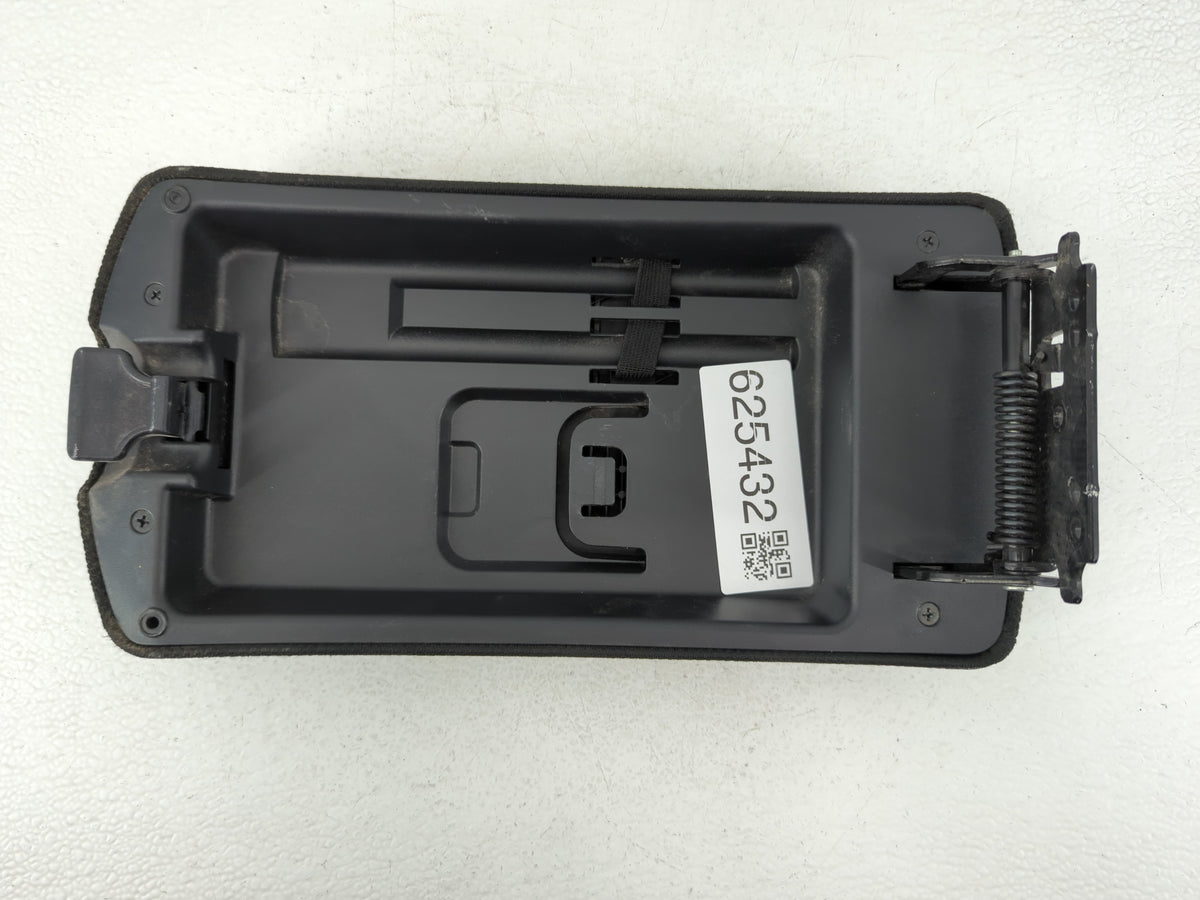 2013 Nissan Rogue Center Console Armrest Cover Lid Black 625432 - Oemusedautoparts1.com
