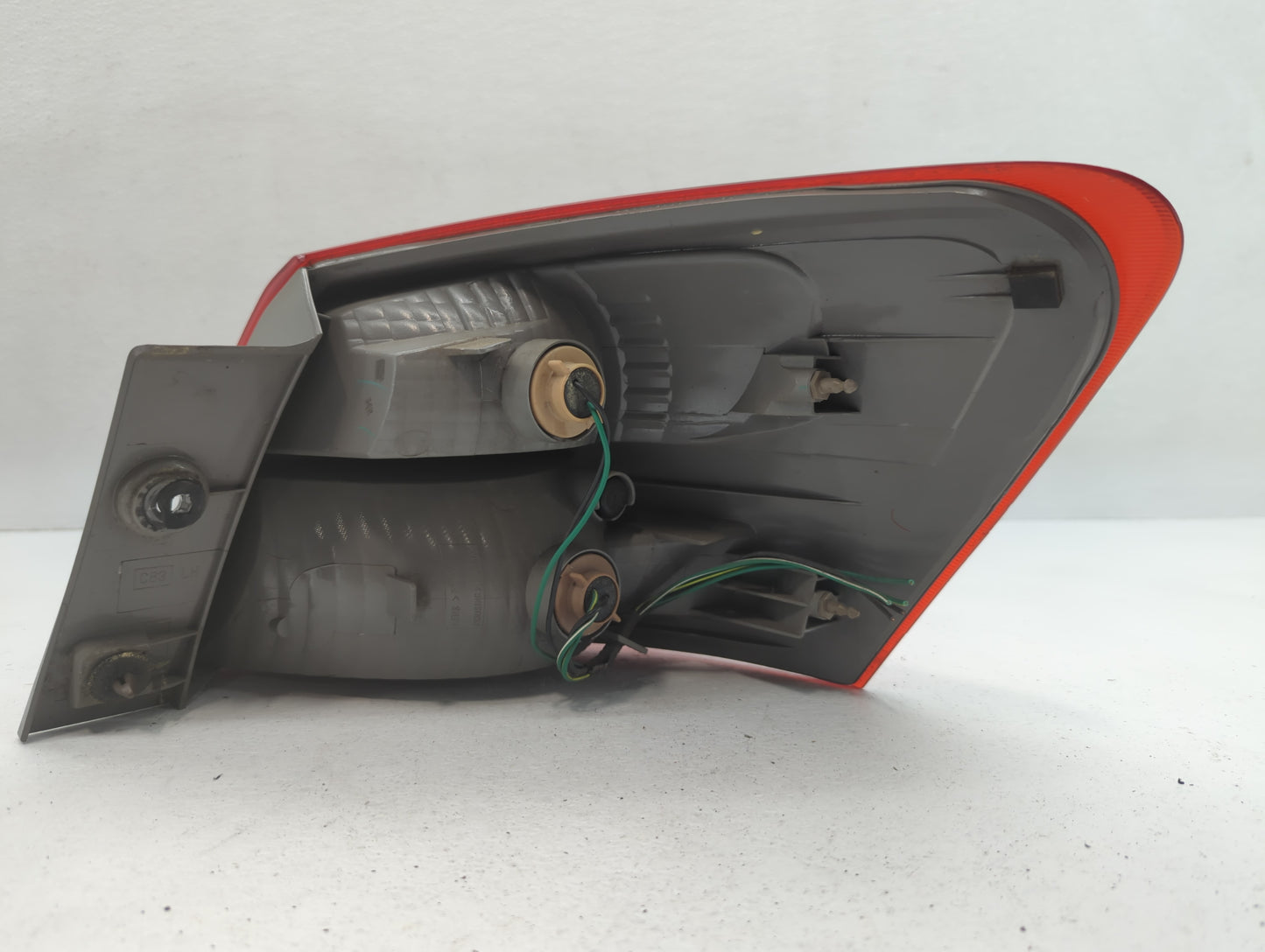 2008-2015 Nissan Rogue Tail Light Assembly Driver Left OEM Fits Fits 2008 2009 2010 2011 2012 2013 2014 2015 OEM Used Auto P