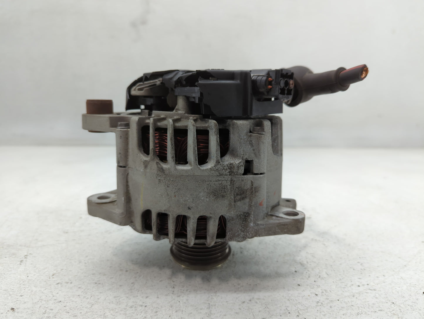 2011-2015 Nissan Rogue Alternator Replacement Generator Charging Assembly Engine OEM P/N:2611949 A 23100 JA02C Fits OEM Used