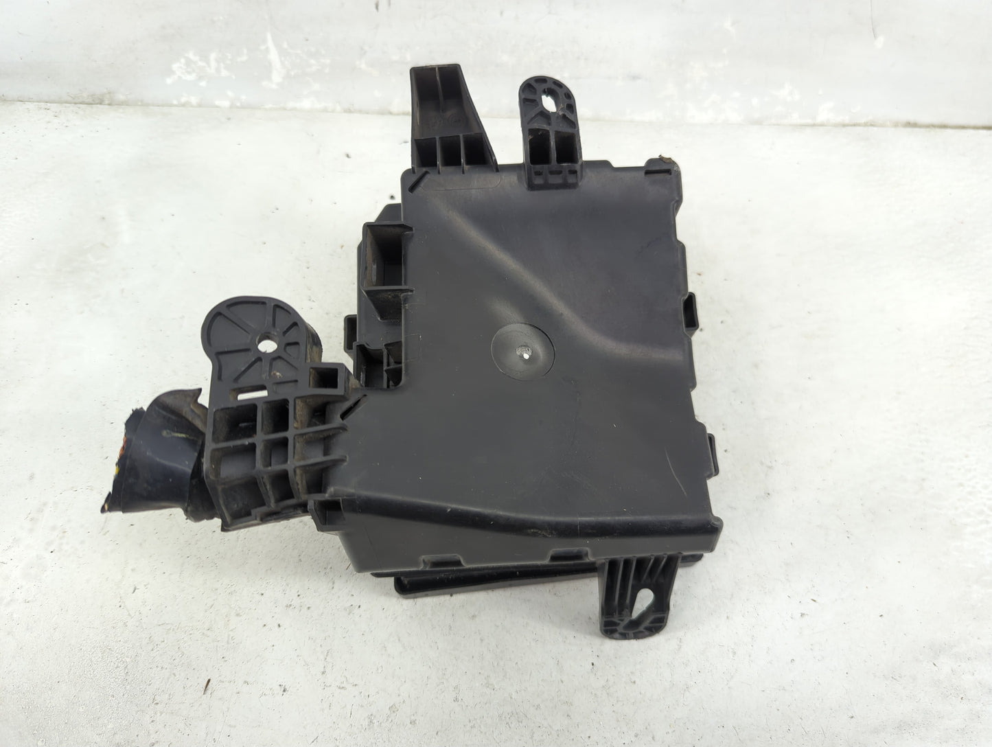 2013-2019 Nissan Sentra Fusebox Fuse Box Panel Relay Module P/N:284B7-3SG1A Fits Fits 2013 2014 2015 2016 2017 2018 2019 OEM