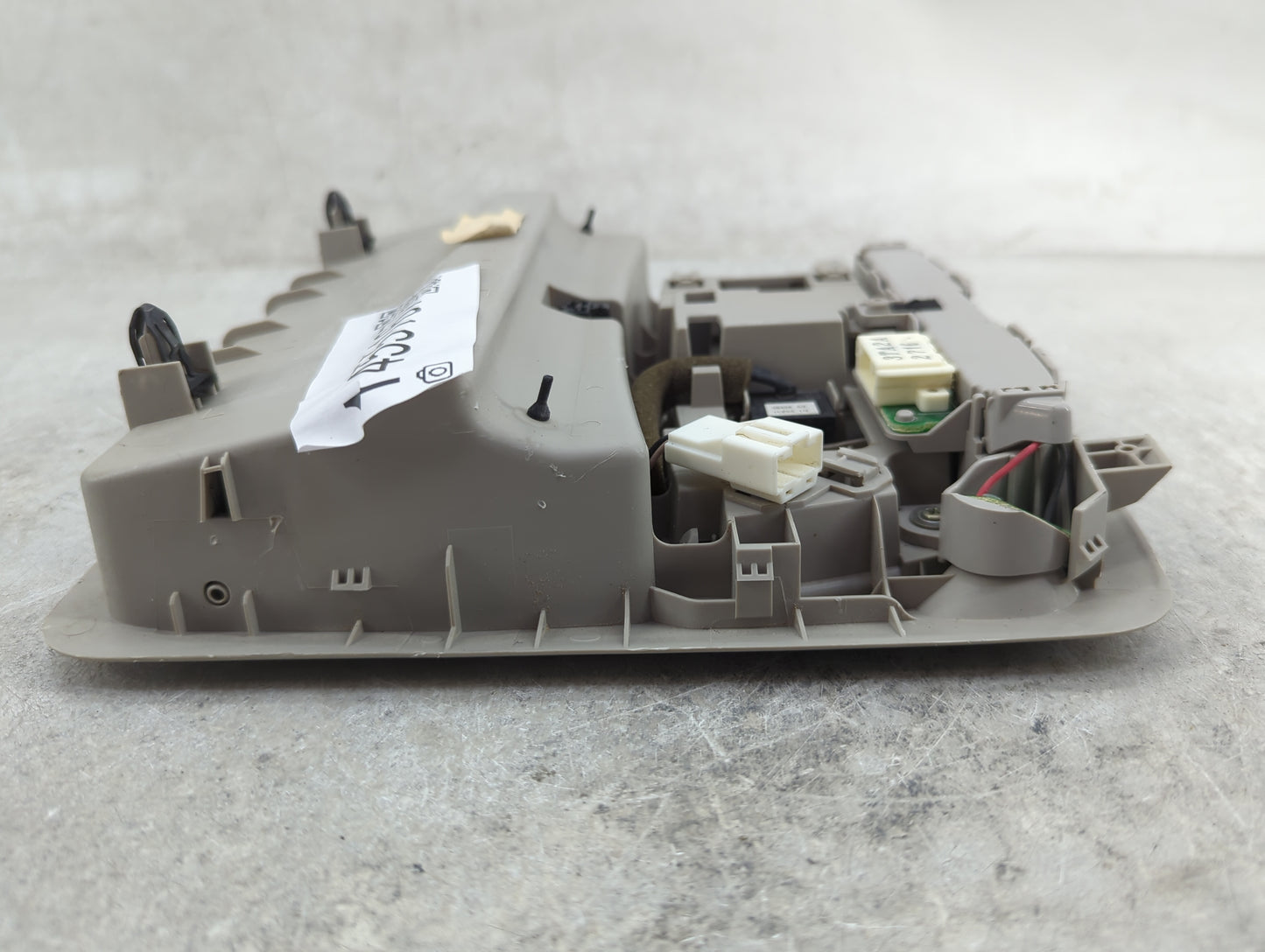 2013 Nissan Sentra Overhead Roof Console - Oemusedautoparts1.com