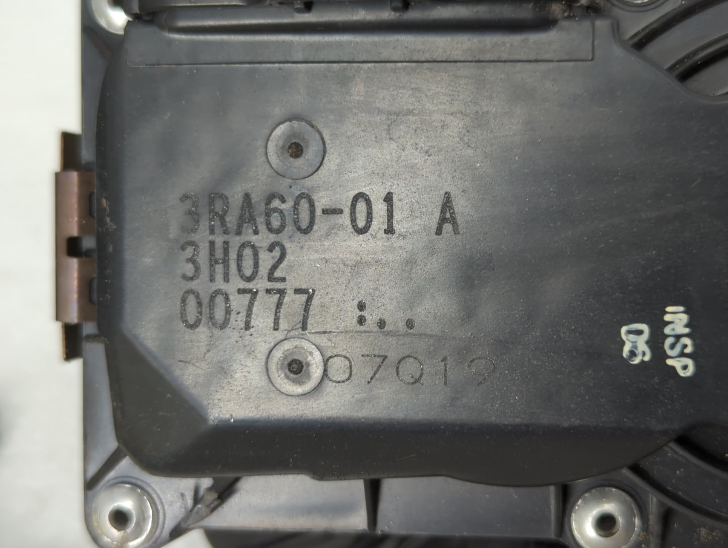 2013-2019 Nissan Sentra Throttle Body P/N:3RA60-01 C 3RA60-01 E, 3RA60-01 D Fits Fits 2013 2014 2015 2016 2017 2018 2019 OEM