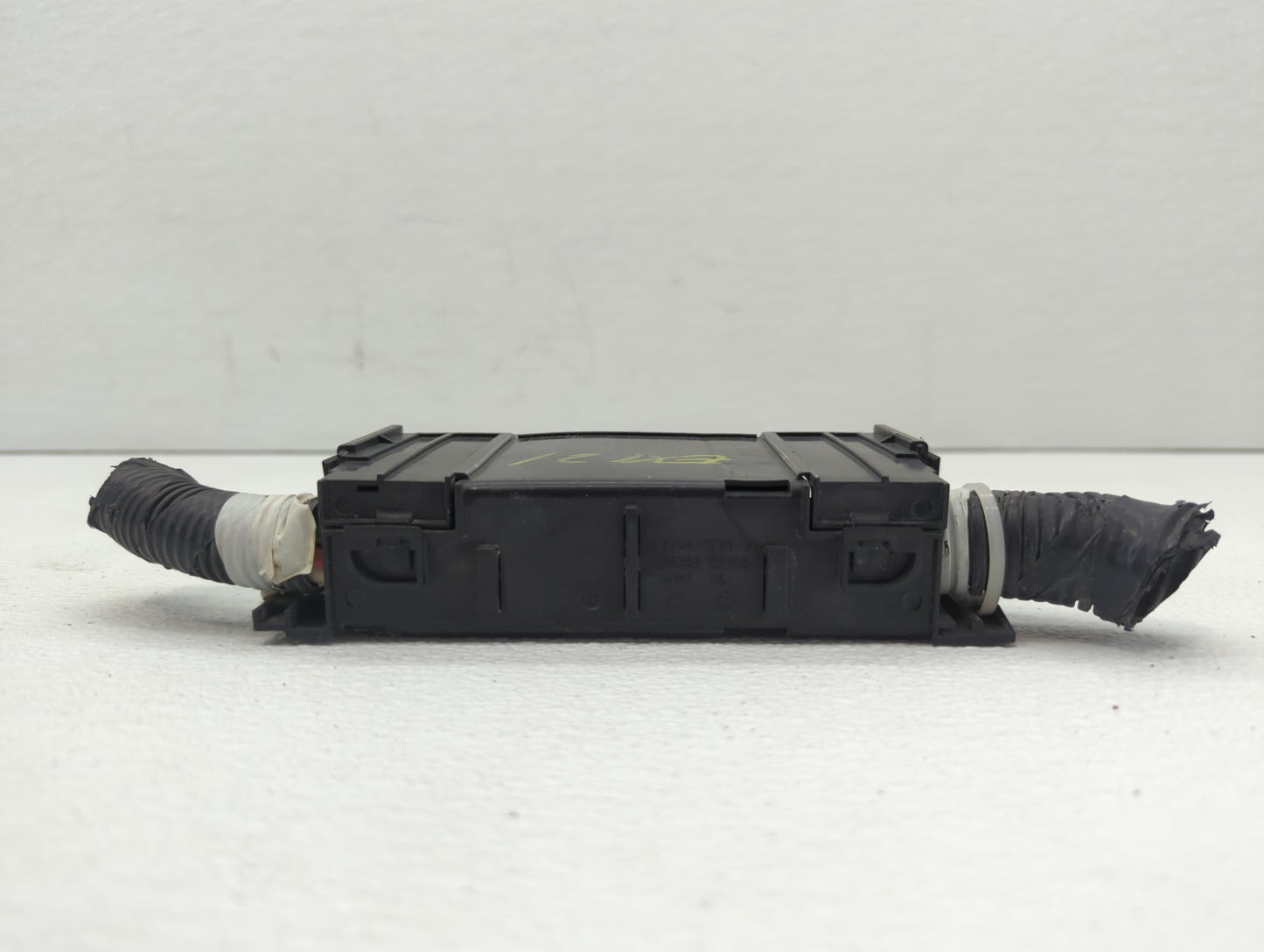 2013-2019 Nissan Sentra Fusebox Fuse Box Panel Relay Module P/N:24382 EW70B 284B7 3RA3B Fits OEM Used Auto Parts - Oemusedau