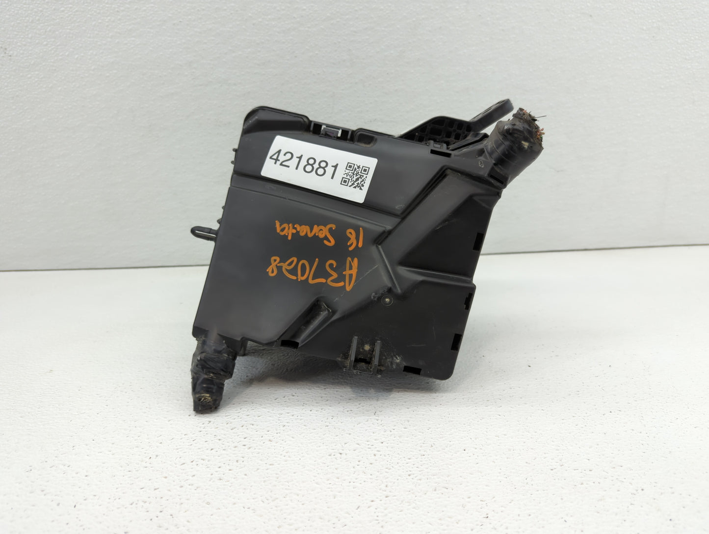 2013-2019 Nissan Sentra Fusebox Fuse Box Panel Relay Module P/N:284B7 3RA3B 284B7 3RA3E Fits OEM Used Auto Parts - Oemusedau
