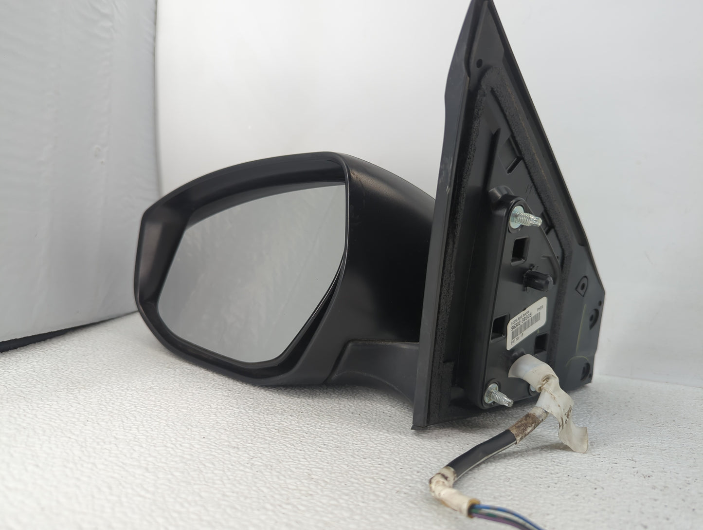 2013-2015 Nissan Sentra Driver Side View Mirror - Left Door Mirror OEM Used - Oemusedautoparts1.com