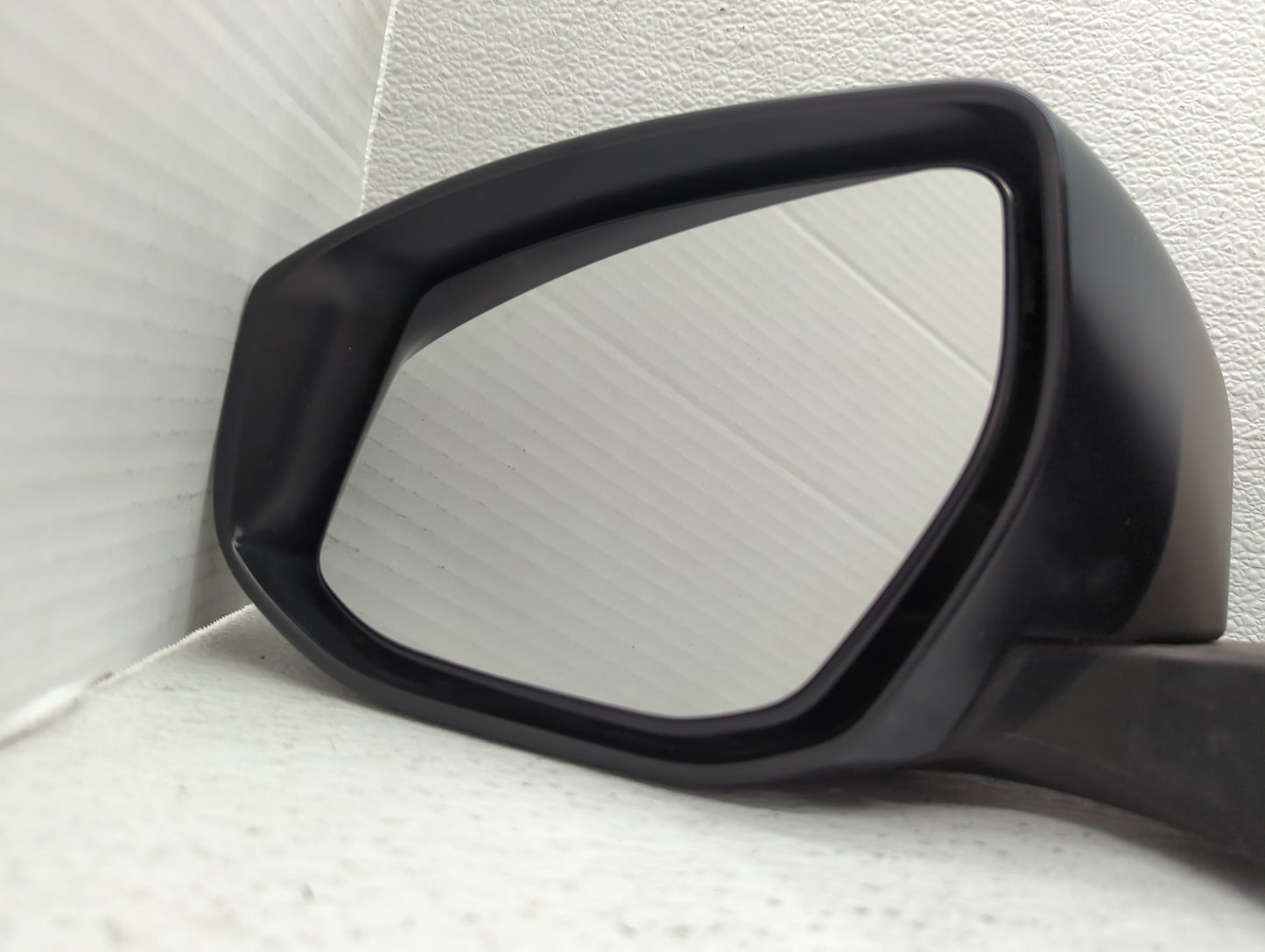 2013-2015 Nissan Sentra Driver Side View Mirror - Left Door Mirror OEM Used - Oemusedautoparts1.com