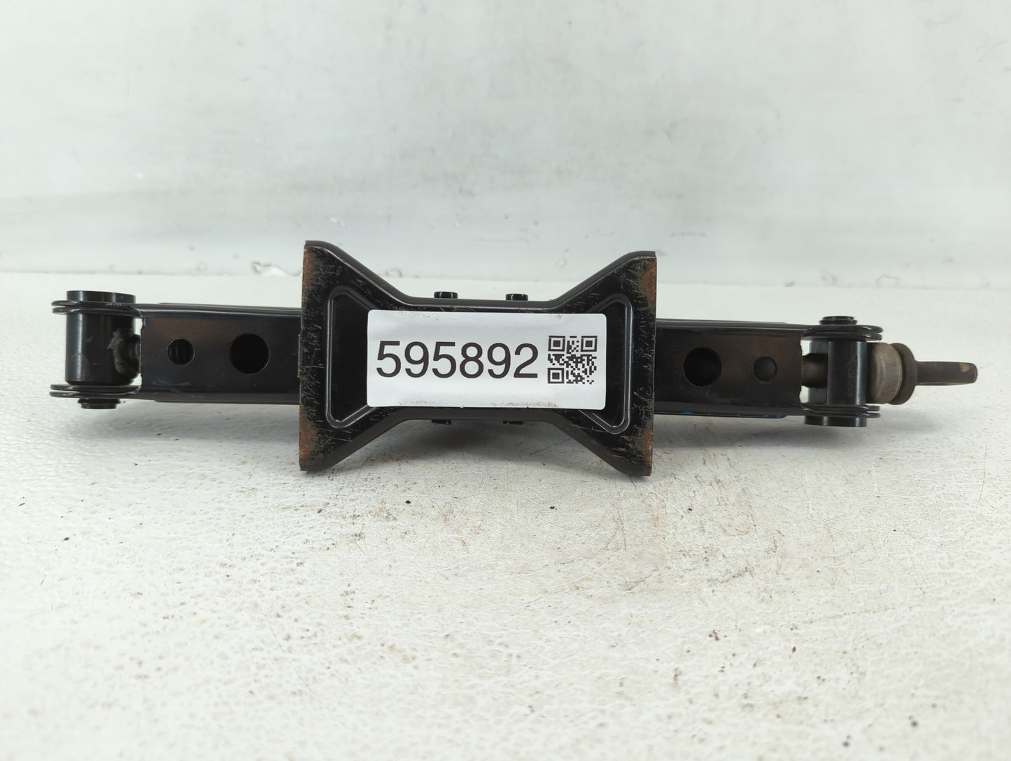 2013 Nissan Sentra Spare Scissor Car Jack - Oemusedautoparts1.com