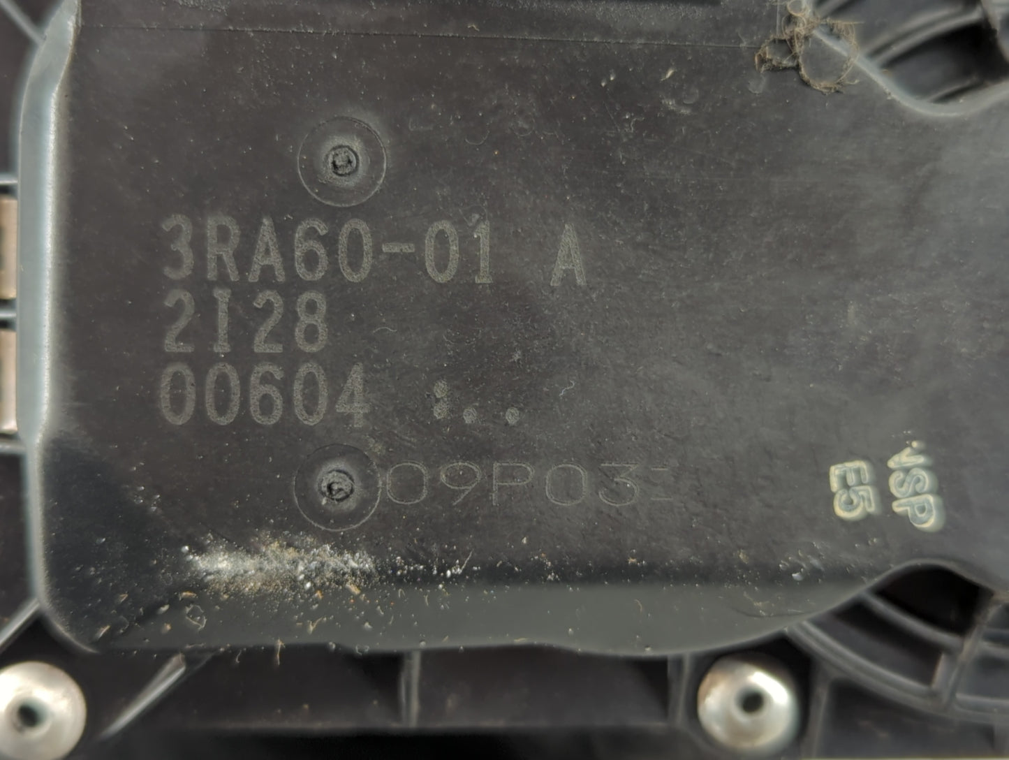 2013-2019 Nissan Sentra Throttle Body P/N:2128 00604 3RA60-01 A Fits Fits 2013 2014 2015 2016 2017 2018 2019 OEM Used Auto P