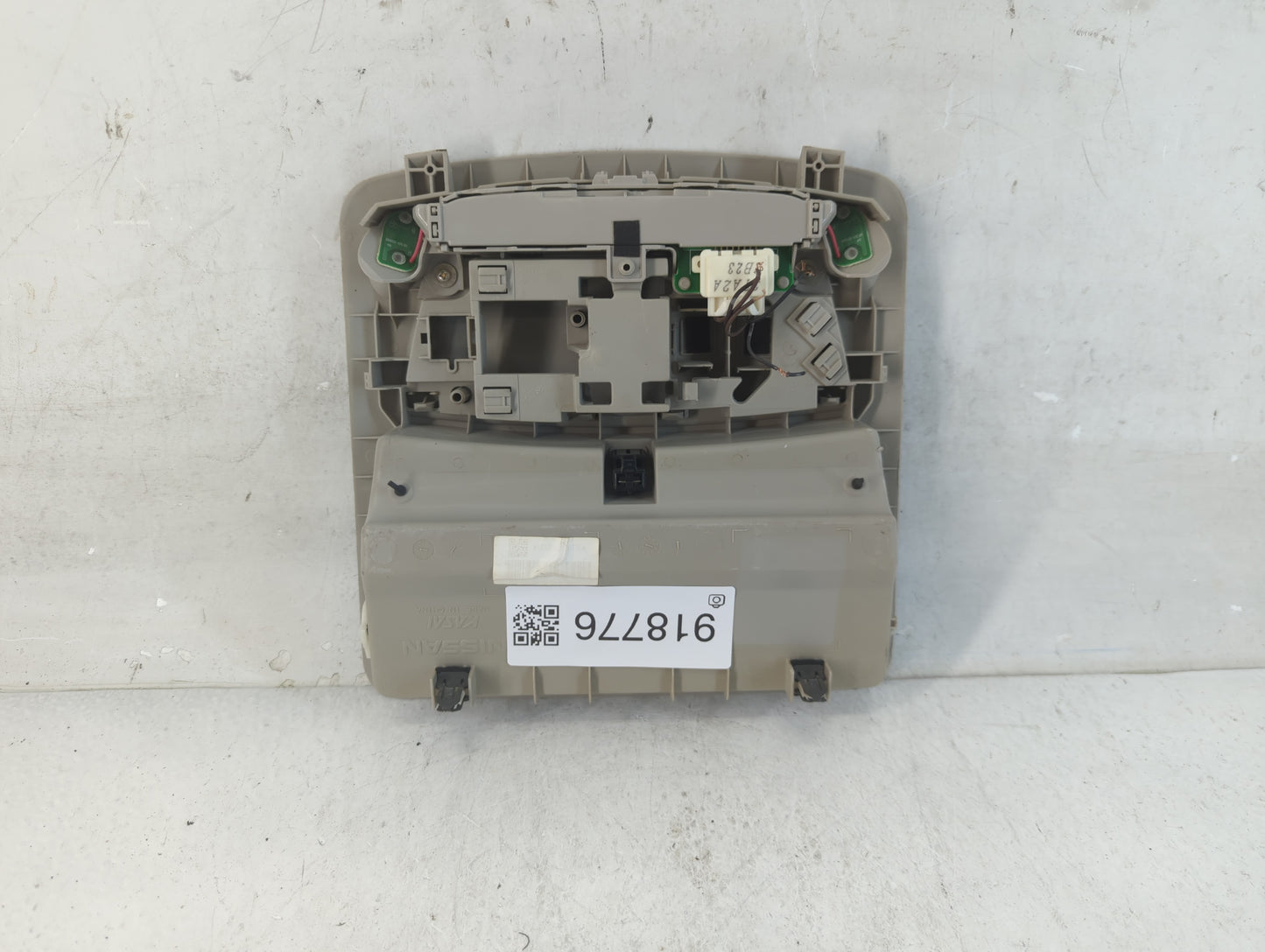 2013 Nissan Sentra Overhead Roof Console - Oemusedautoparts1.com