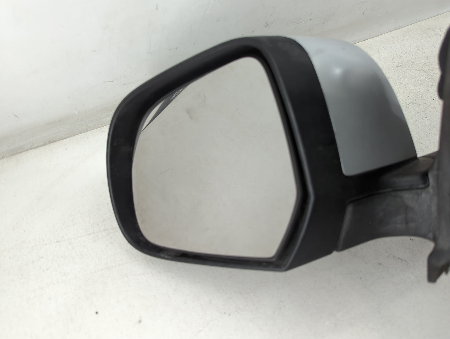 2012-2014 Nissan Versa Driver Side View Mirror - Left Door Mirror OEM Used - Oemusedautoparts1.com