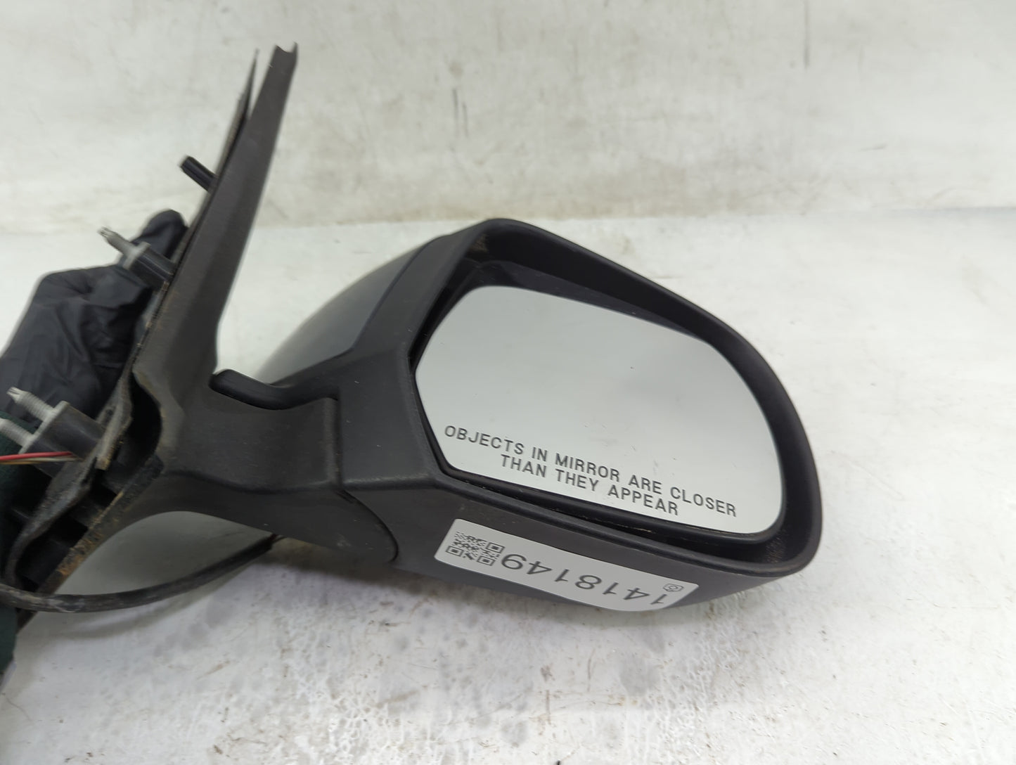 2012-2014 Nissan Versa Passenger Side View Mirror - Right Door Mirror OEM Used - Oemusedautoparts1.com
