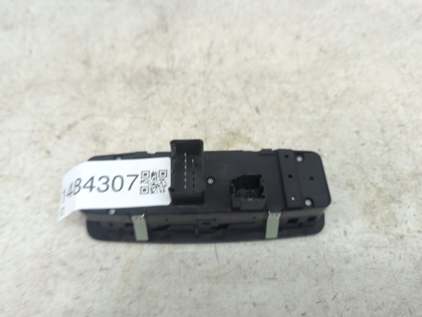 2013-2015 Ram 1500 Master Power Window Switch Replacement Driver Side Left P/N:68110687AC Fits Fits 2012 2013 2014 2015 2016