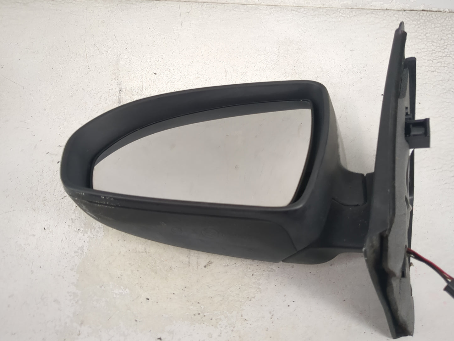 2008-2016 Smart Fortwo Driver Side View Mirror - Left Door Mirror OEM Used - Oemusedautoparts1.com