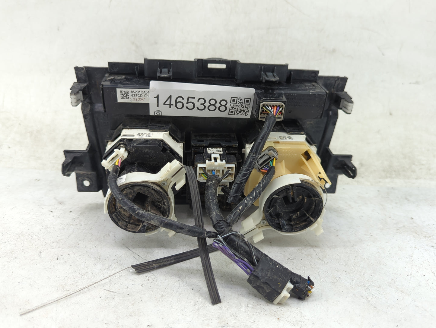 2013 Subaru Brz Climate Control Module Temperature AC/Heater Replacement P/N:85201CA04 438CD Fits OEM Used Auto Parts - Oemu