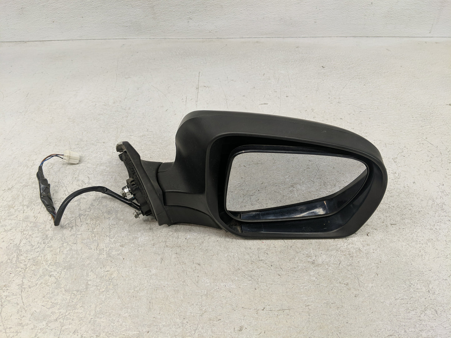 2013 Subaru Forester Passenger Side View Mirror - Right Door Mirror OEM Used - Oemusedautoparts1.com