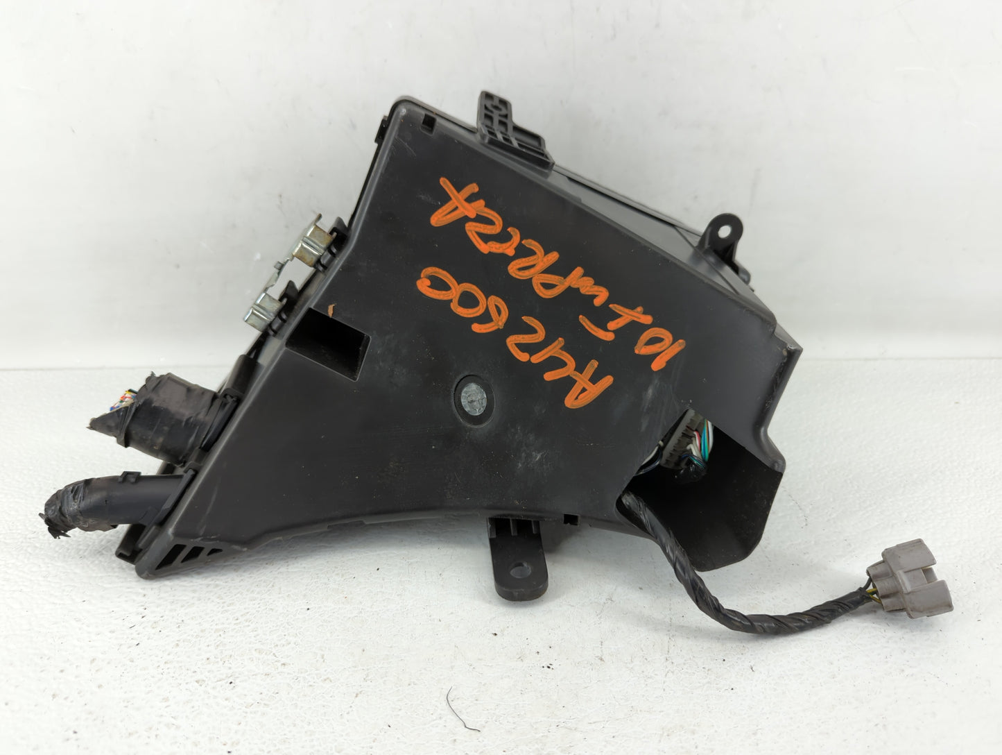 2010-2013 Subaru Forester Fusebox Fuse Box Panel Relay Module P/N:MB100200B Fits Fits 2010 2011 2012 2013 2014 OEM Used Auto