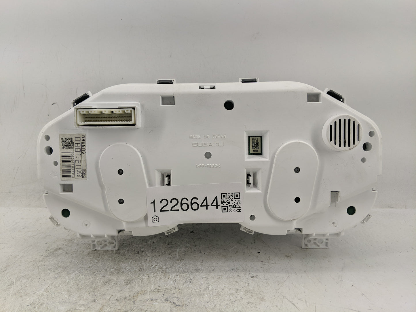 2013 Subaru Impreza Instrument Cluster Speedometer Gauges Fits OEM Used Auto Parts - Oemusedautoparts1.com