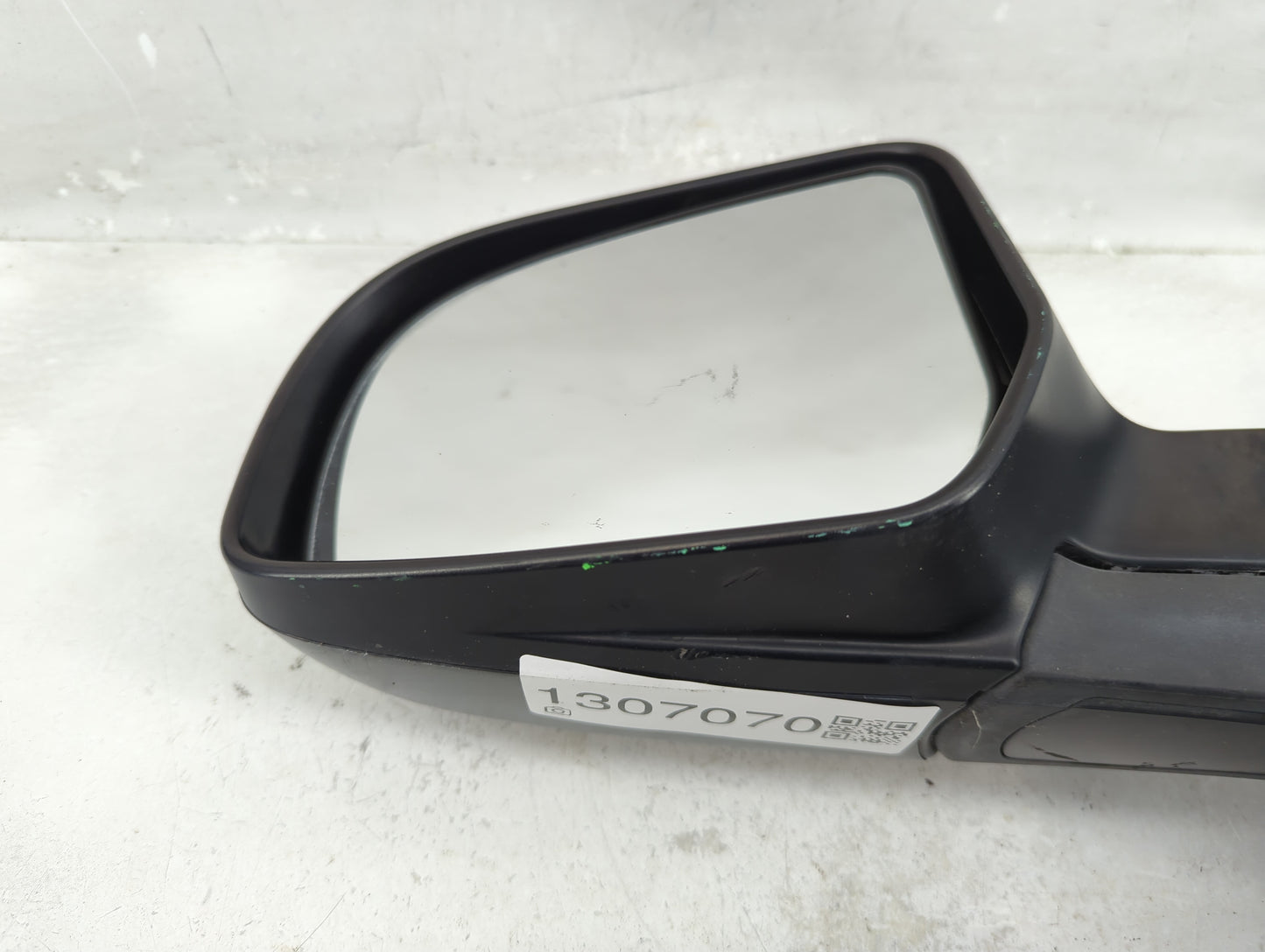 2011-2014 Subaru Legacy Driver Side View Mirror - Left Door Mirror OEM Used - Oemusedautoparts1.com