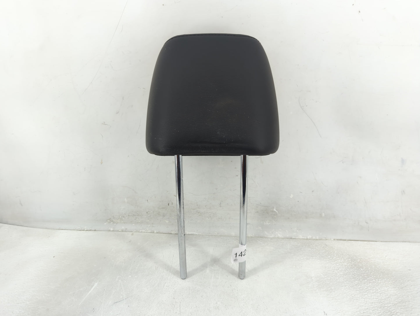 2013 Subaru Legacy Headrest Head Rest Front Driver Seat Black - Oemusedautoparts1.com