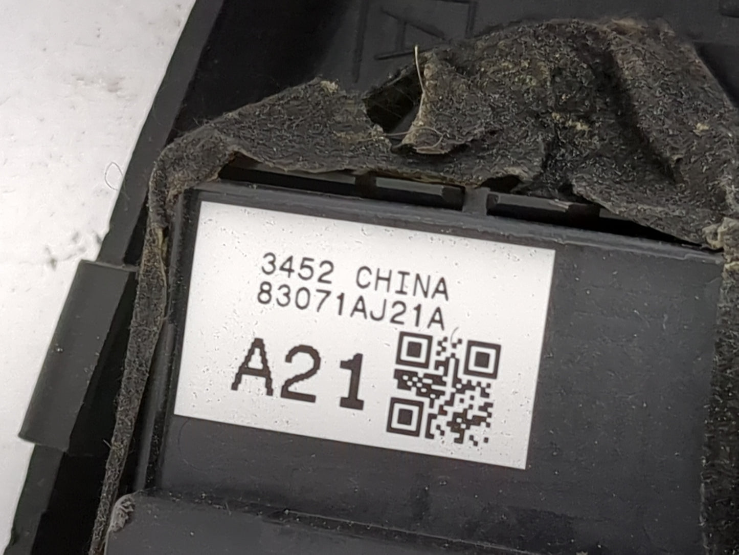 2013-2014 Subaru Legacy Master Power Window Switch Replacement Driver Side Left P/N:83071AJ21A Fits Fits 2013 2014 OEM Used