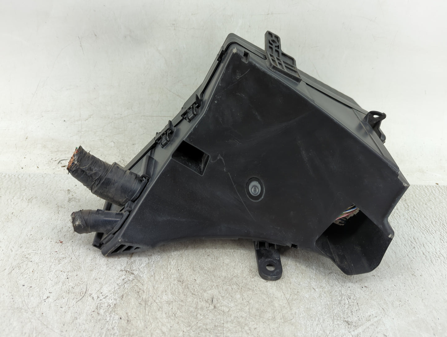 2013-2014 Subaru Xv Fusebox Fuse Box Panel Relay Module Fits Fits 2012 2013 2014 OEM Used Auto Parts - Oemusedautoparts1.com