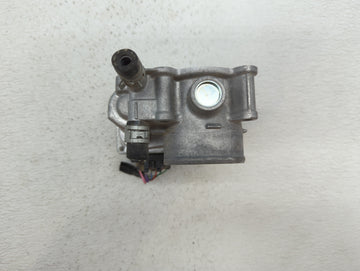 2011-2018 Toyota Corolla Throttle Body P/N:22030-0T080 Fits Fits 2011 2012 2013 2014 2015 2016 2017 2018 OEM Used Auto Parts