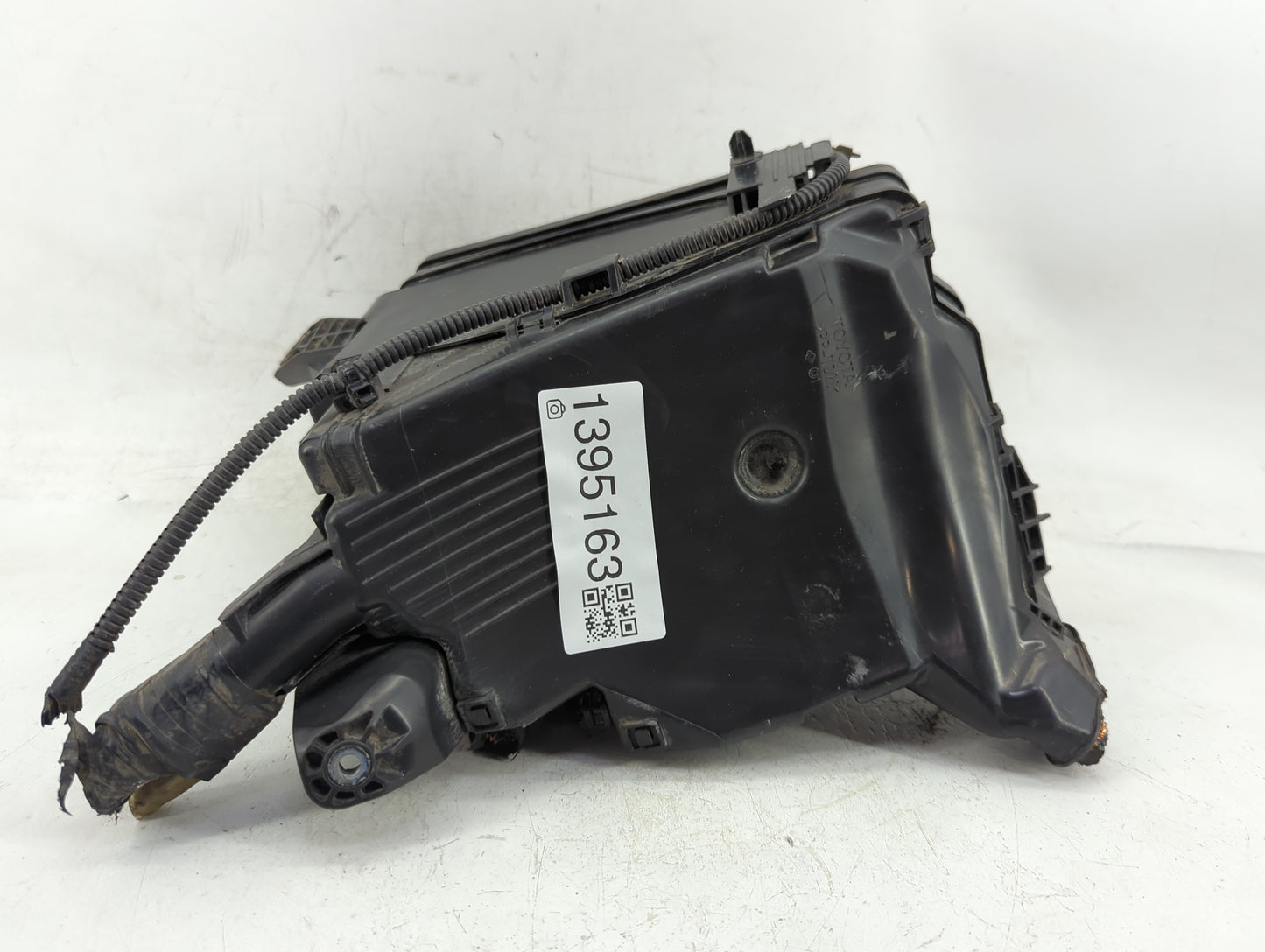 2011-2013 Toyota Highlander Fusebox Fuse Box Panel Relay Module Fits Fits 2011 2012 2013 OEM Used Auto Parts - Oemusedautopa