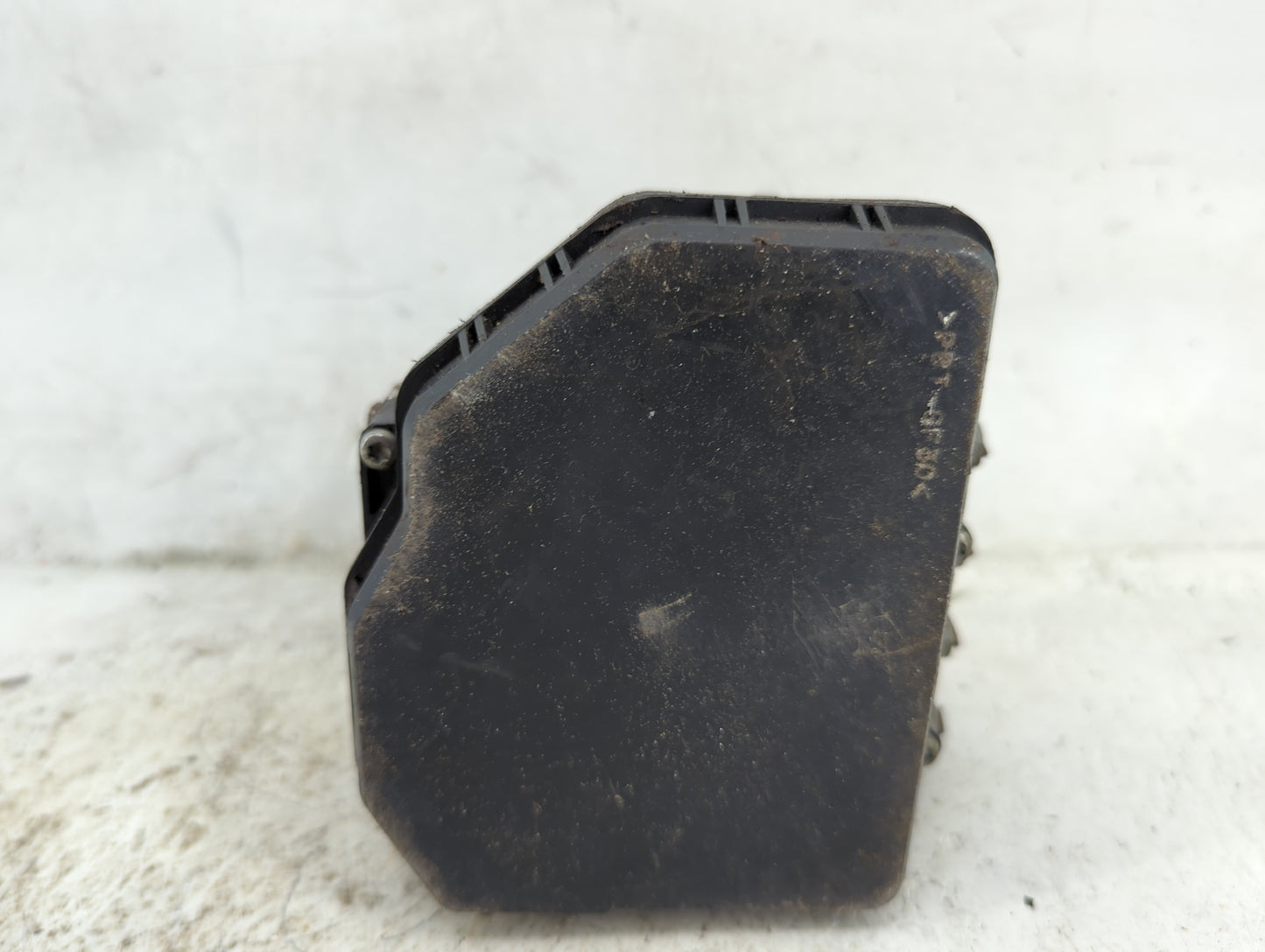 2013 Toyota Highlander ABS Pump Control Module Replacement P/N:250502 Fits OEM Used Auto Parts - Oemusedautoparts1.com
