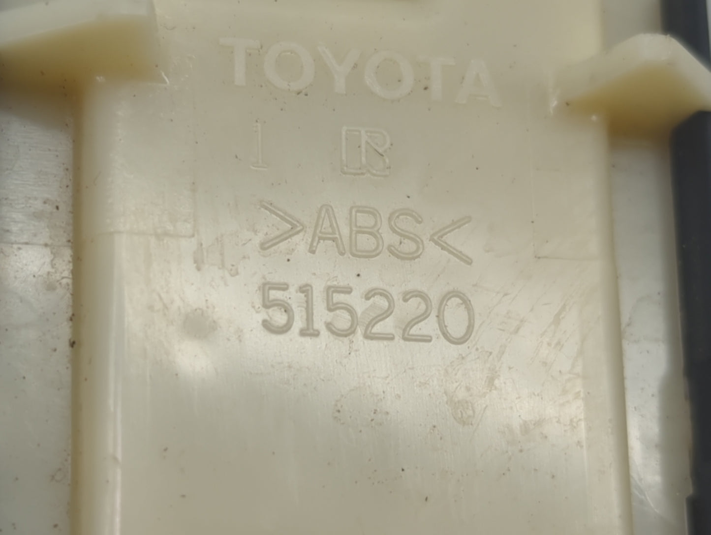 2010-2014 Toyota Prius Master Power Window Switch Replacement Driver Side Left P/N:515220 Fits OEM Used Auto Parts - Oemused