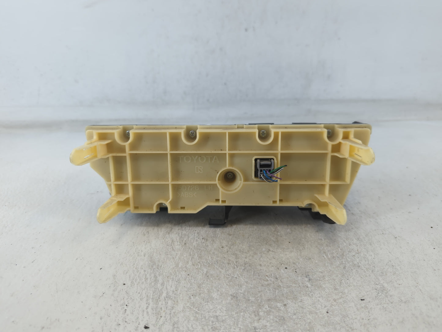 2013-2015 Toyota Prius Climate Control Module Temperature AC/Heater Replacement P/N:75D726 Fits Fits 2013 2014 2015 OEM Used