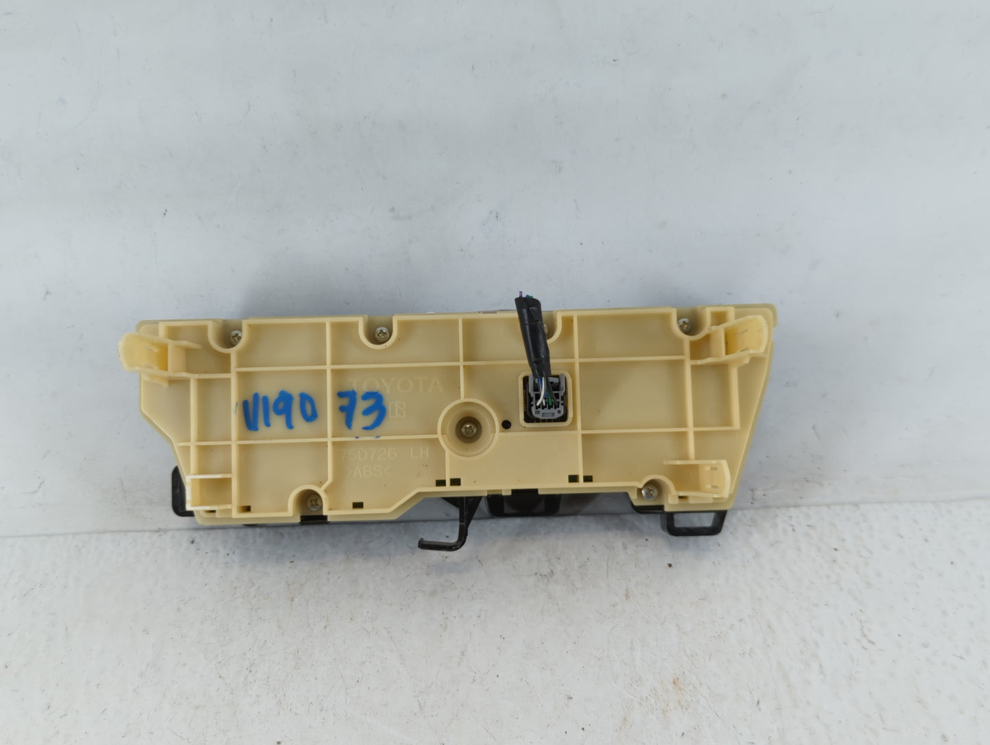 2013-2015 Toyota Prius Climate Control Module Temperature AC/Heater Replacement P/N:75D726 Fits Fits 2013 2014 2015 OEM Used
