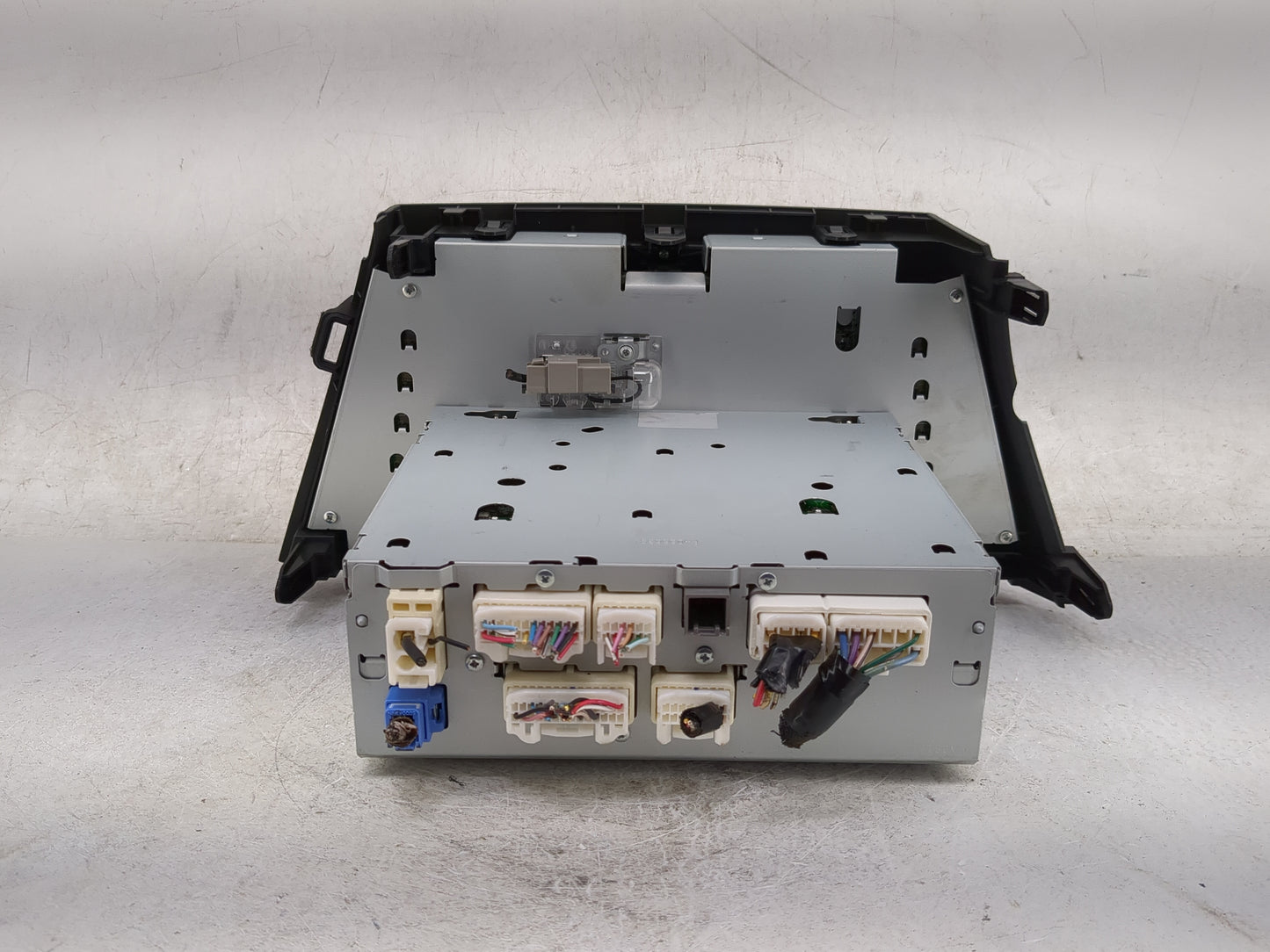 2012-2014 Toyota Prius V Radio AM FM Cd Player Receiver Replacement P/N:86140-47020 CV-VS01E04D, 57011 Fits Fits 2012 2013 2