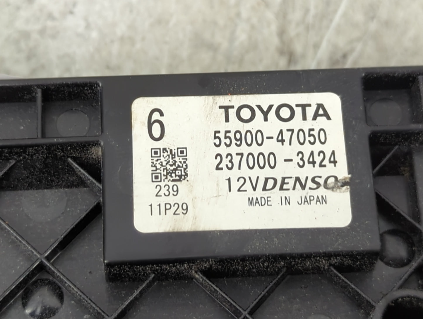 2012-2013 Toyota Prius V Climate Control Module Temperature AC/Heater Replacement P/N:55900-47050 237000-3424 Fits Fits 2012