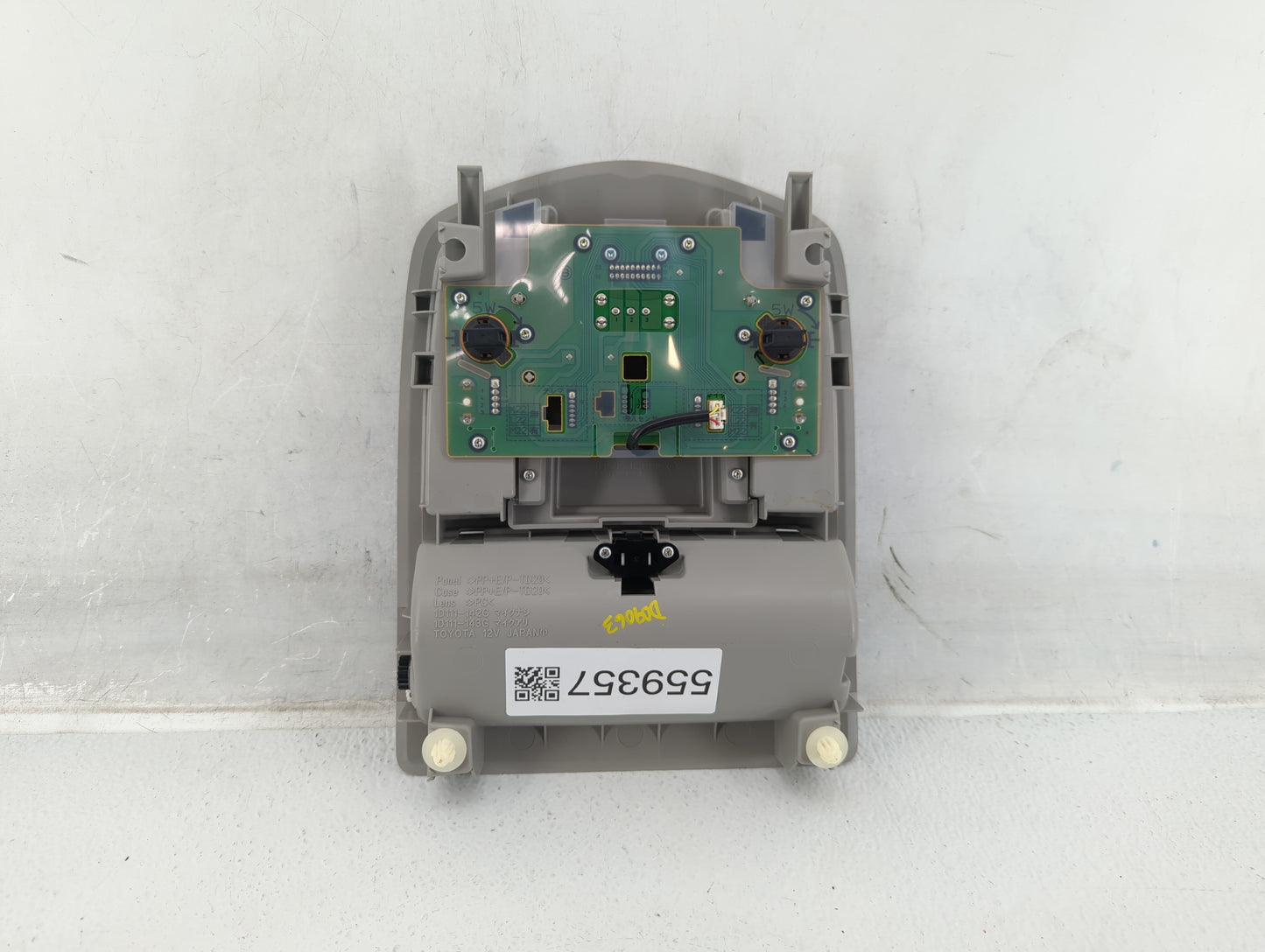 2013 Toyota Prius V Overhead Roof Console - Oemusedautoparts1.com