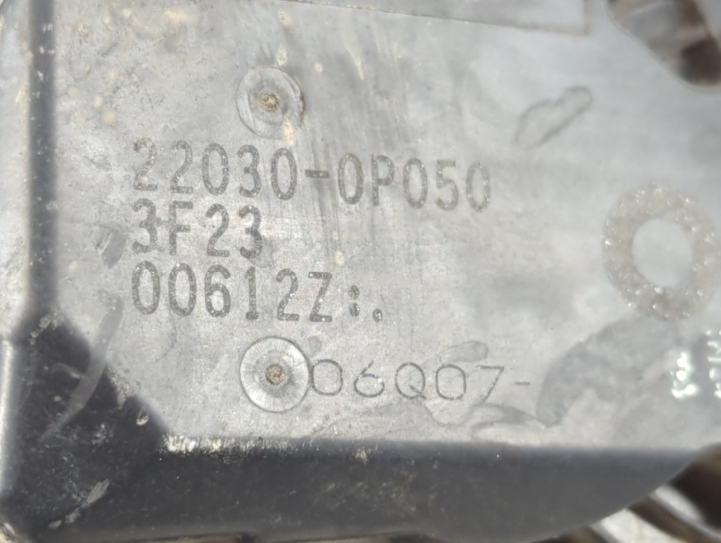 2007-2016 Toyota Sienna Throttle Body P/N:22030-0P050 Fits OEM Used Auto Parts - Oemusedautoparts1.com