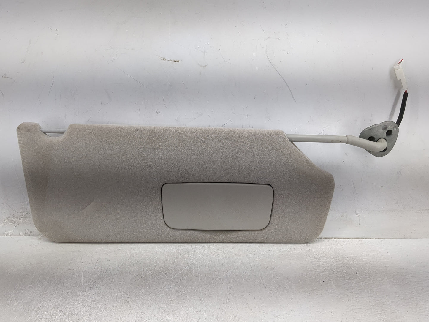 2011-2014 Toyota Sienna Sun Visor Shade Replacement Passenger Right Mirror Fits Fits 2011 2012 2013 2014 OEM Used Auto Parts