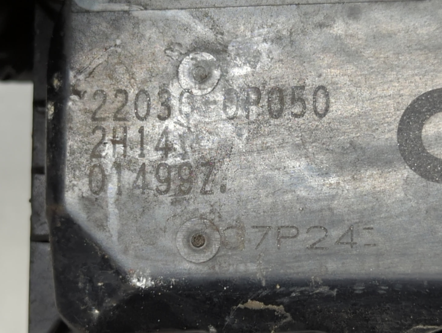 2007-2016 Toyota Sienna Throttle Body P/N:22030-0P050 Fits OEM Used Auto Parts - Oemusedautoparts1.com