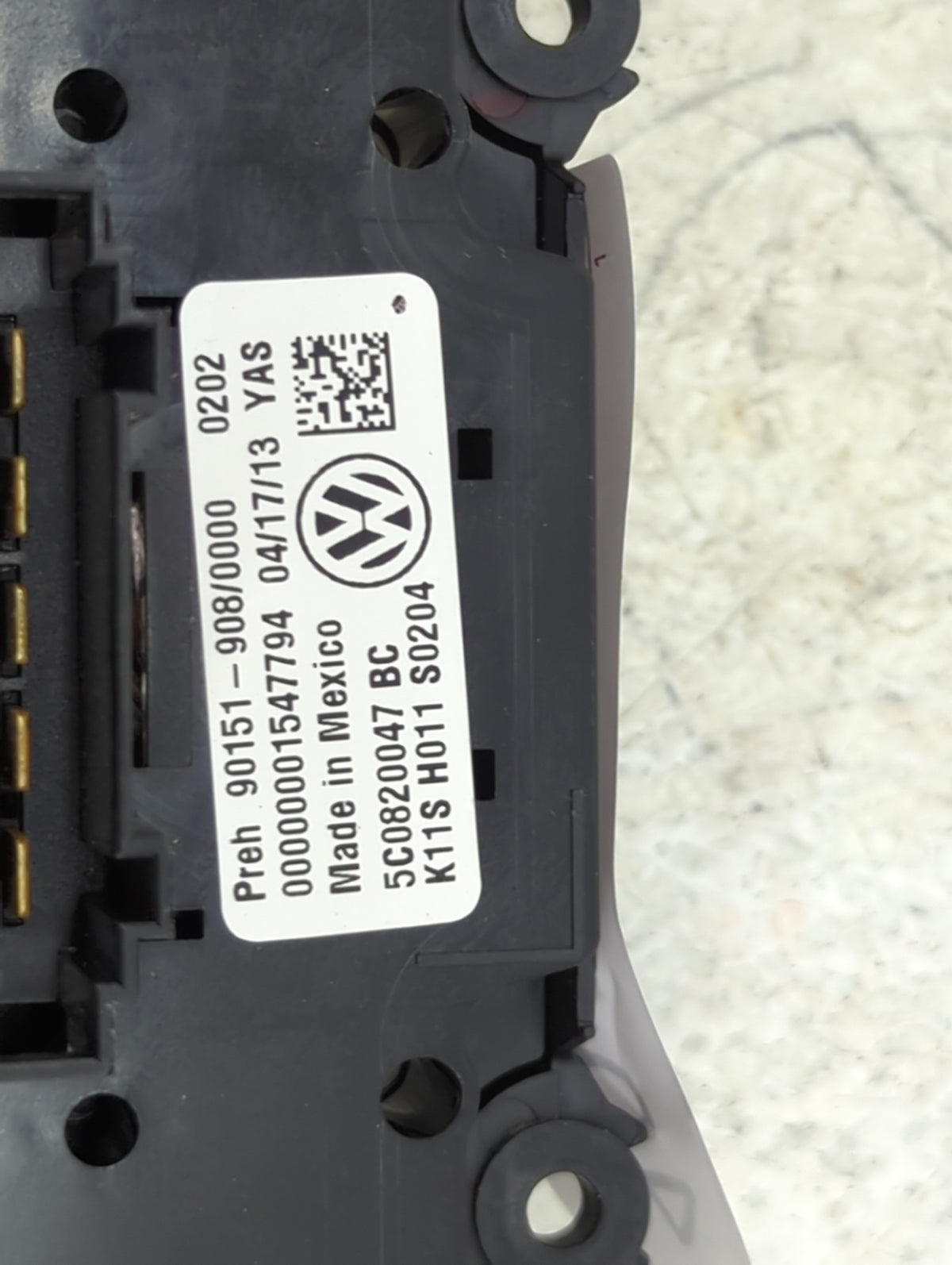 2012-2016 Volkswagen Beetle Climate Control Module Temperature AC/Heater Replacement P/N:5C0820047BC 90151-908/0000 Fits OEM