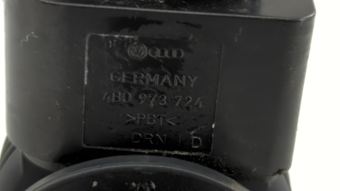 2013 Volkswagen Cc Ignition Coil Igniter Pack - Oemusedautoparts1.com