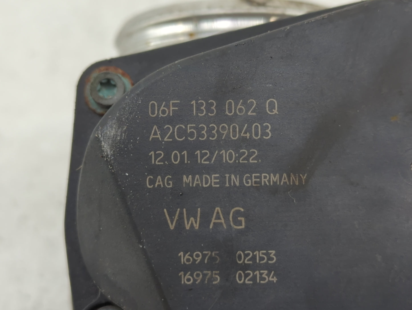 2009-2017 Volkswagen Cc Throttle Body P/N:06F 133 062 G 06F 133 062 Q Fits OEM Used Auto Parts - Oemusedautoparts1.com