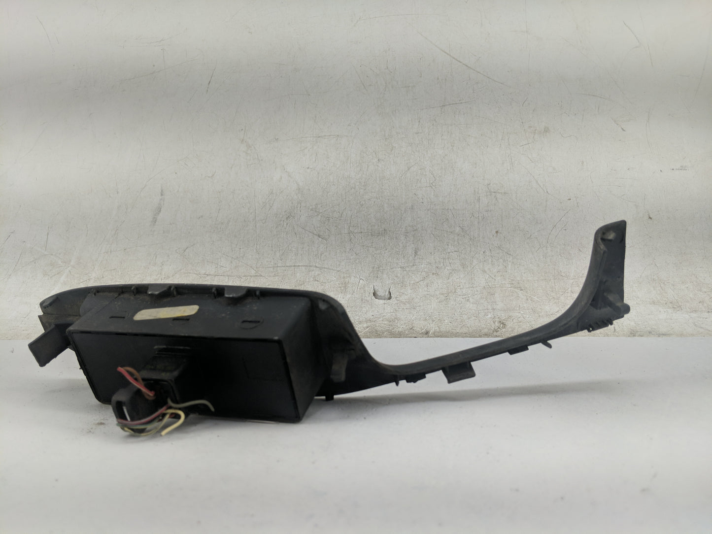 2011-2018 Volkswagen Jetta Master Power Window Switch Replacement Driver Side Left Fits OEM Used Auto Parts - Oemusedautopar