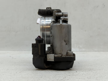 2011-2016 Volkswagen Jetta Throttle Body P/N:06G 133 062 J Fits Fits 2011 2012 2013 2014 2015 2016 OEM Used Auto Parts