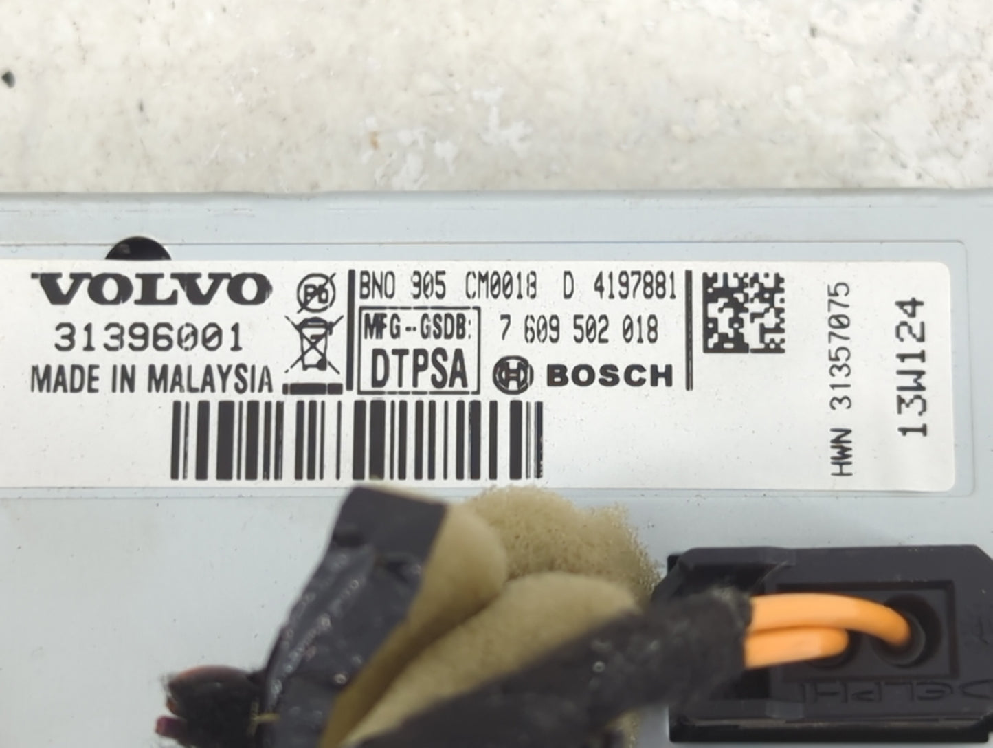 2011-2015 Volvo S60 Information Display Screen 1468523 - Oemusedautoparts1.com