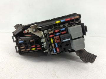 2012-2014 Volvo S60 Fusebox Fuse Box Panel Relay Module P/N:6G9T-14A067-CA Fits Fits 2011 2012 2013 2014 OEM Used Auto Parts